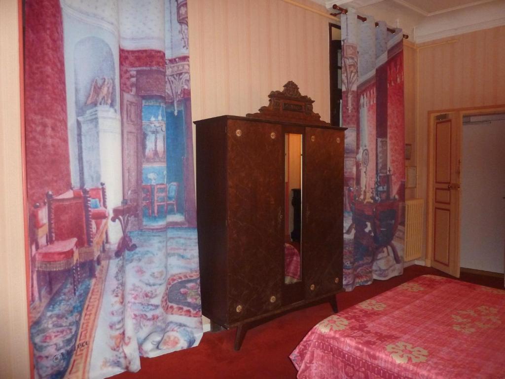 Hotel Du Fiacre Carpentras Exterior photo