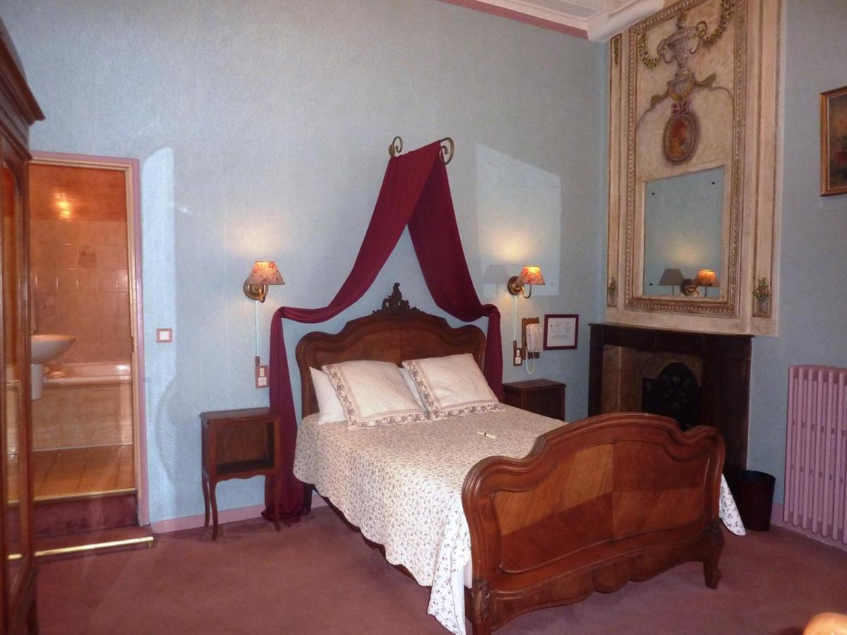 Hotel Du Fiacre Carpentras Room photo
