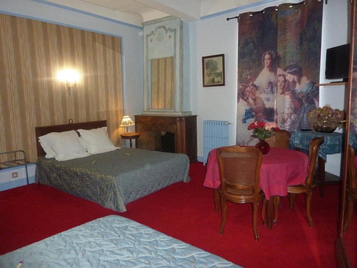 Hotel Du Fiacre Carpentras Exterior photo